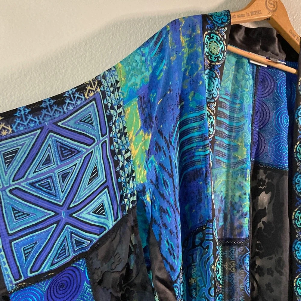 Chico's Silk Rayon Embroidered Patchwork Velvet Burnout Fairycore Kimono Topper - Picture 2 of 10